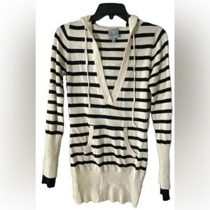 Hooded long-Sleeve Shirt